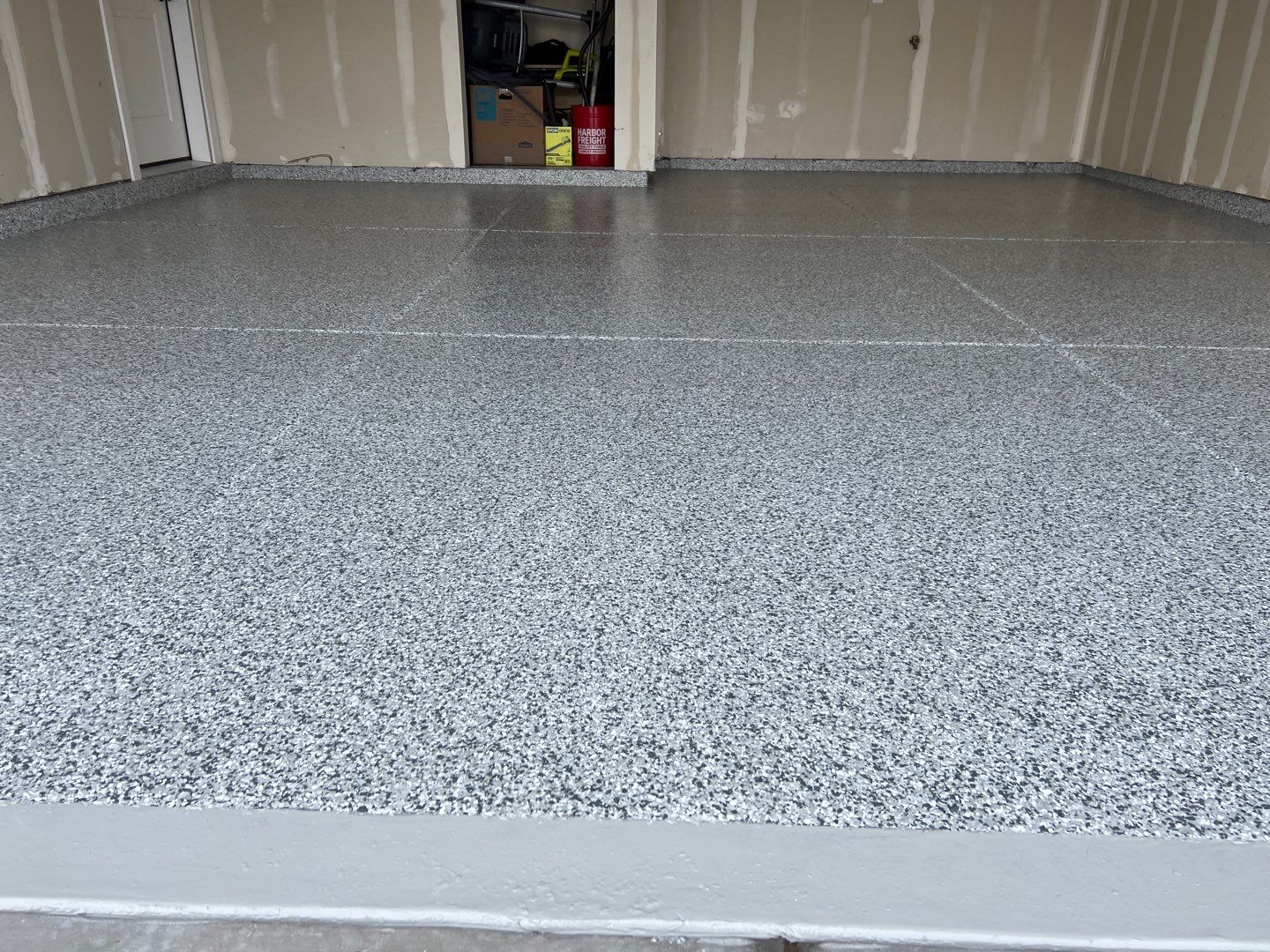 garage floor coating before winter